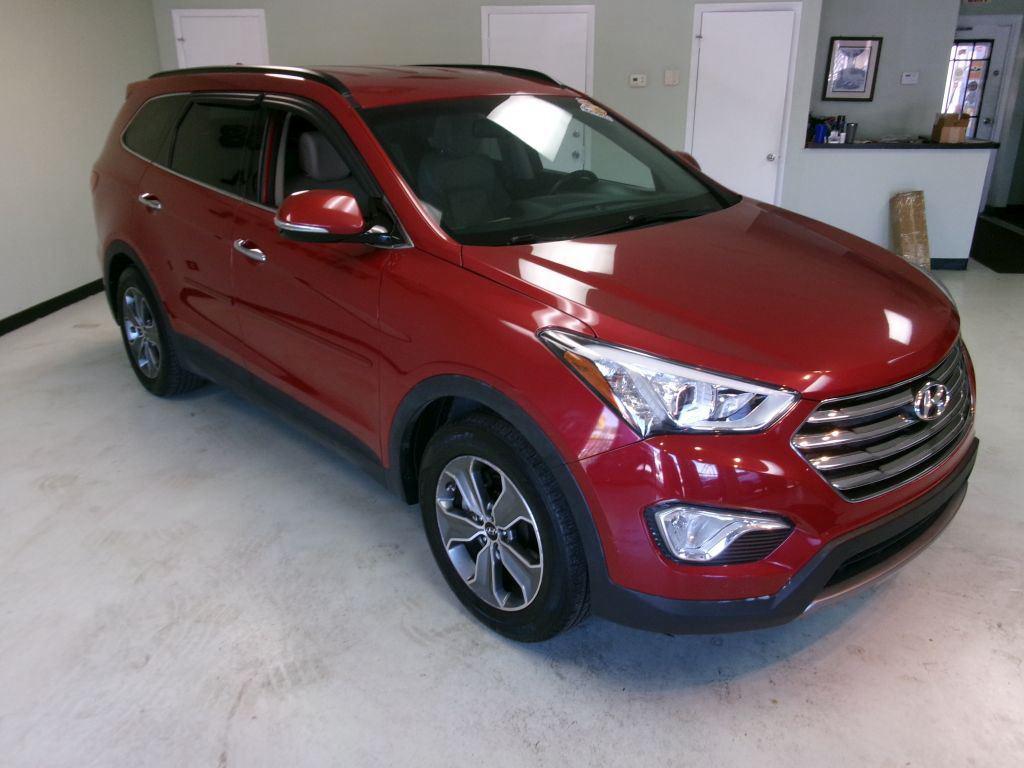 2013 Hyundai Santa Fe - $10,999