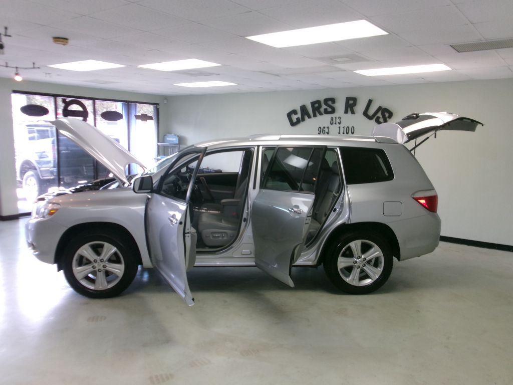 2008 Toyota Highlander - $12,999