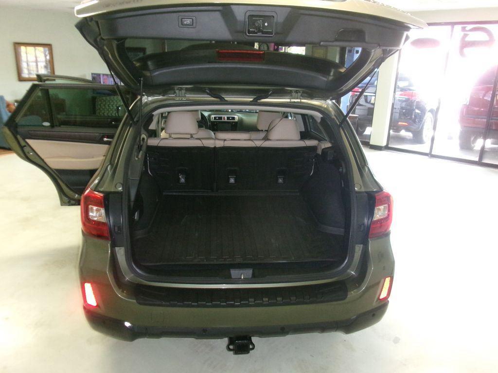 2017 Subaru Outback - $12,499
