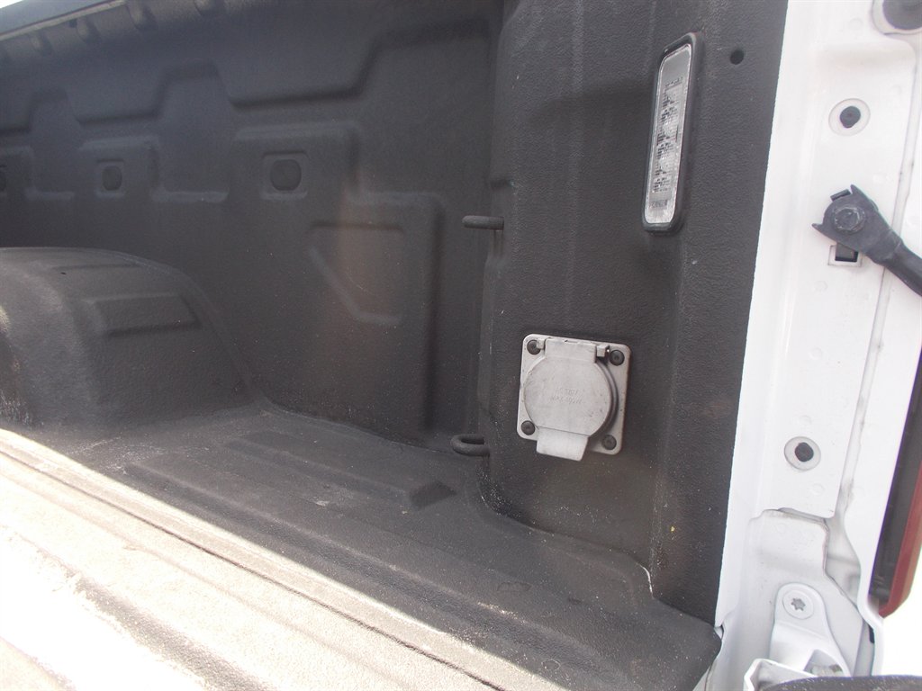 2020 Chevrolet Silverado - $58,750