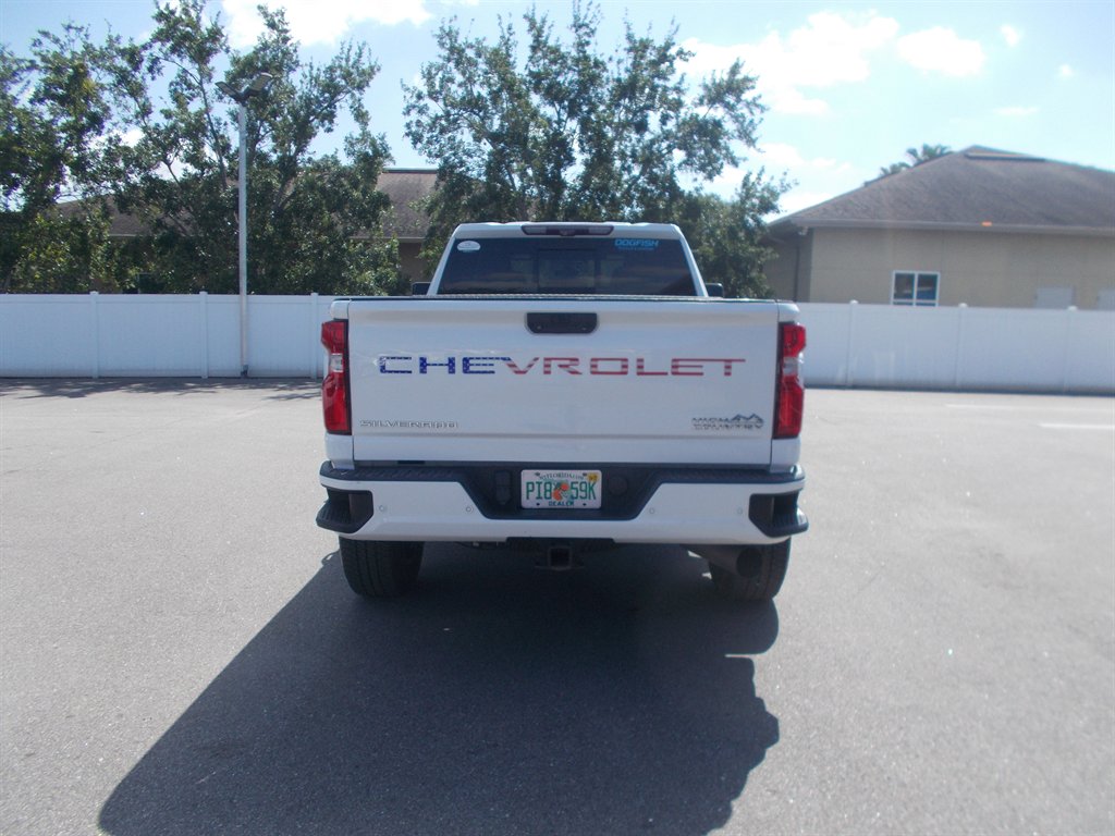 2020 Chevrolet Silverado - $58,750