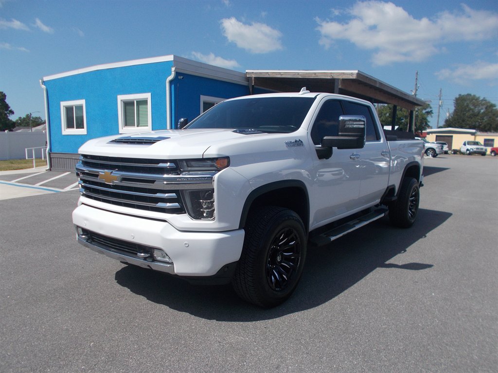 2020 Chevrolet Silverado - $58,750