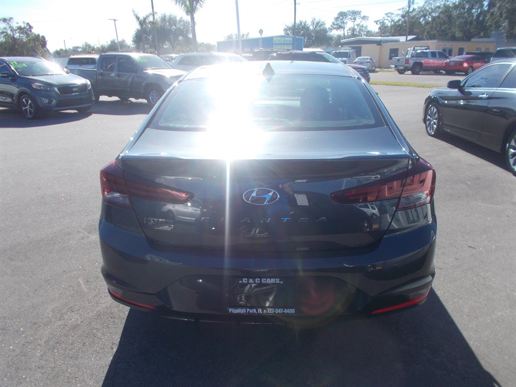 2020 Hyundai Elantra