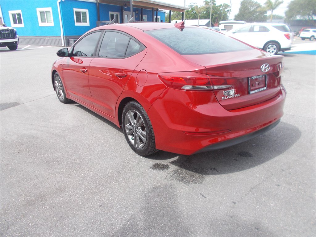 2017 Hyundai Elantra