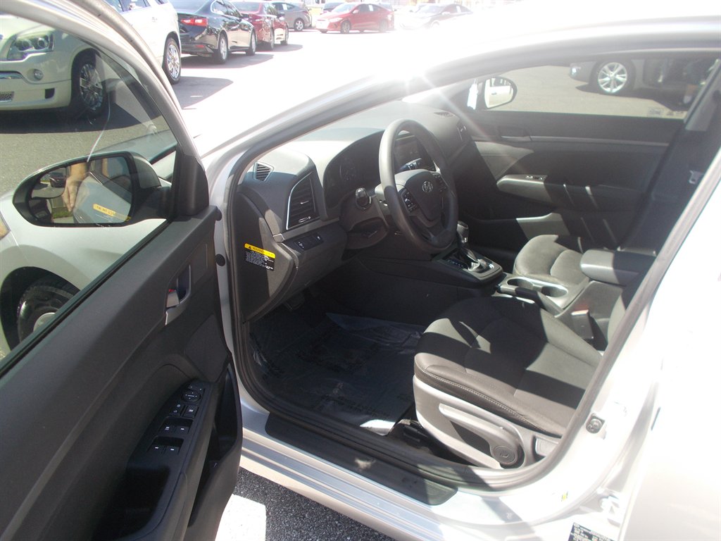 2018 Hyundai Elantra