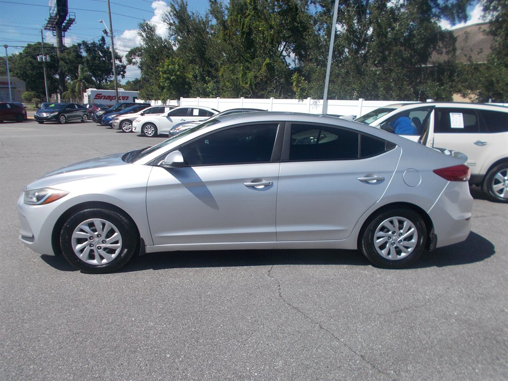2018 Hyundai Elantra