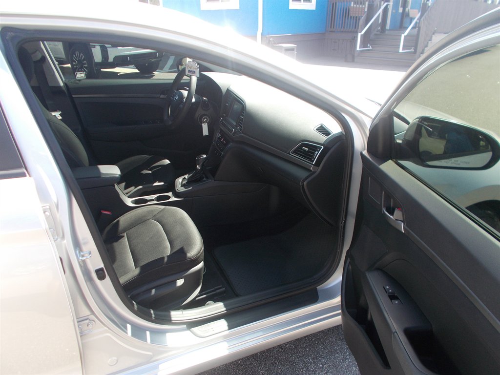 2018 Hyundai Elantra