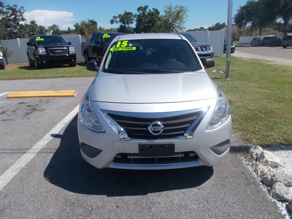 2015 Nissan Versa Sedan