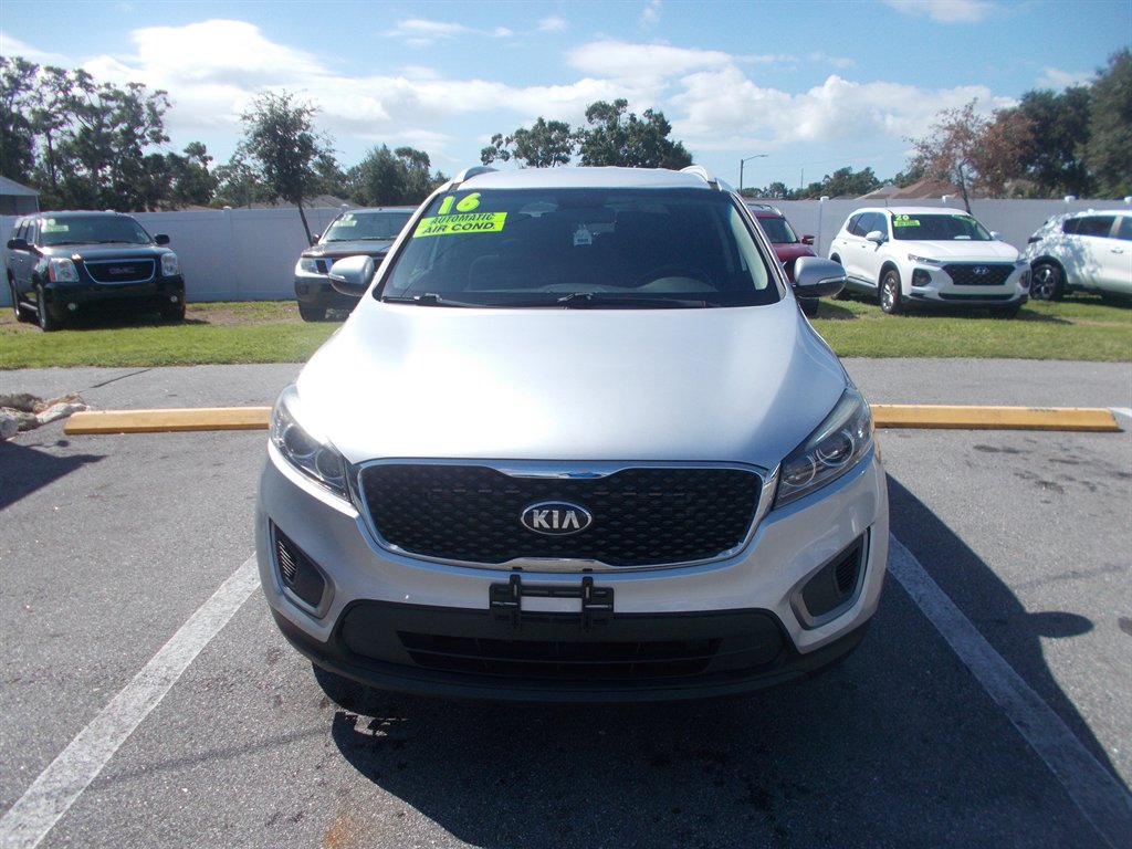 2016 Kia Sorento LX