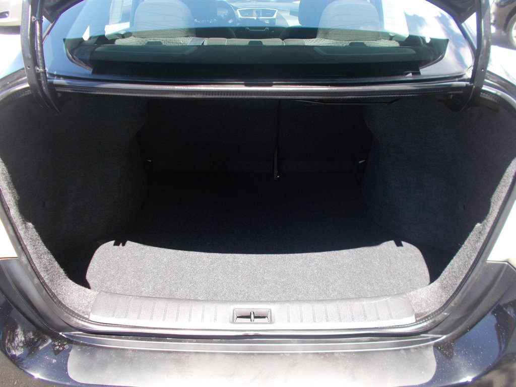 2016 Nissan Sentra - $11,995
