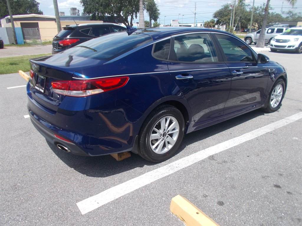 2017 Kia Optima