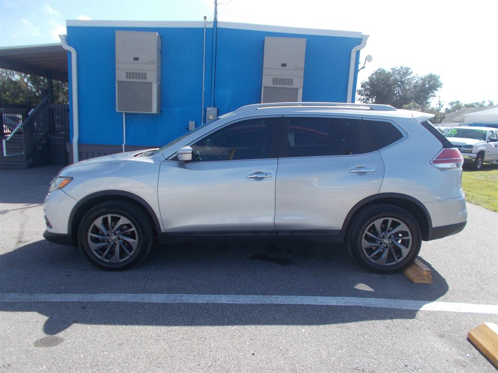 2016 Nissan Rogue - $11,995