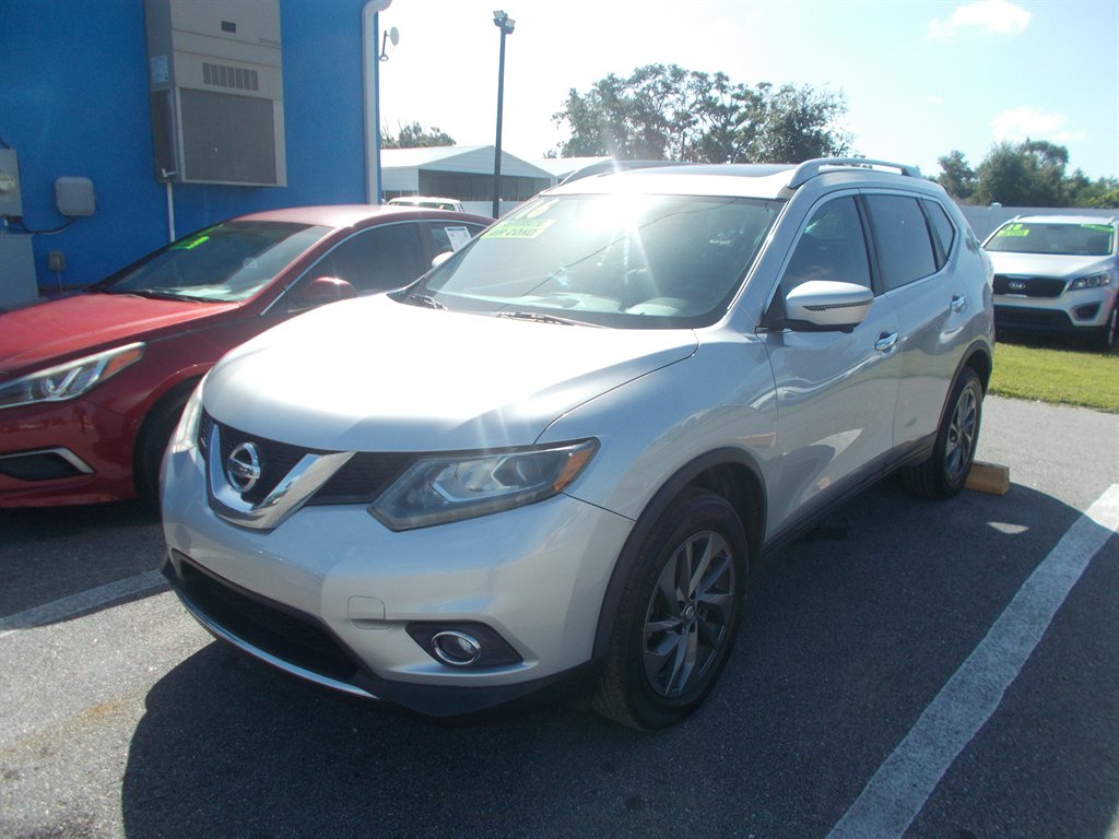 2016 Nissan Rogue - $11,995