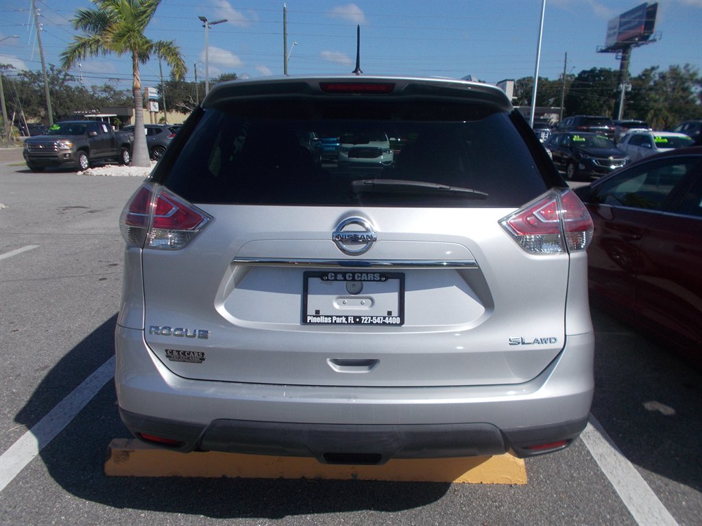 2016 Nissan Rogue - $11,995