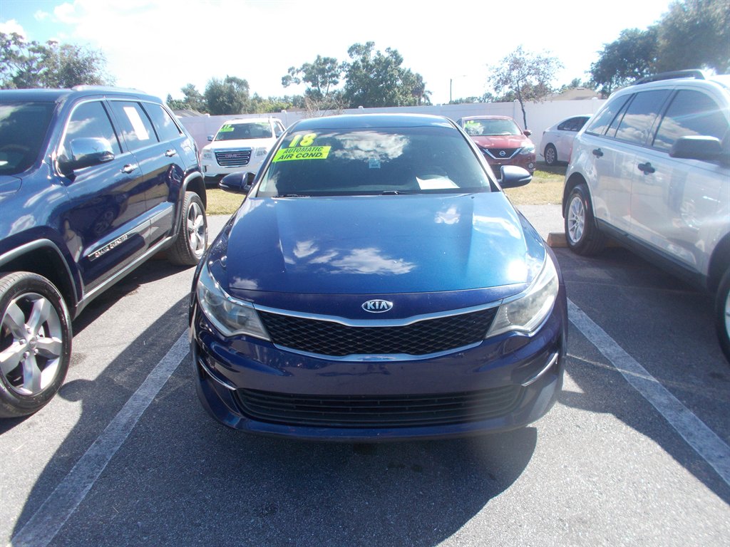 2018 Kia Optima LX's photo