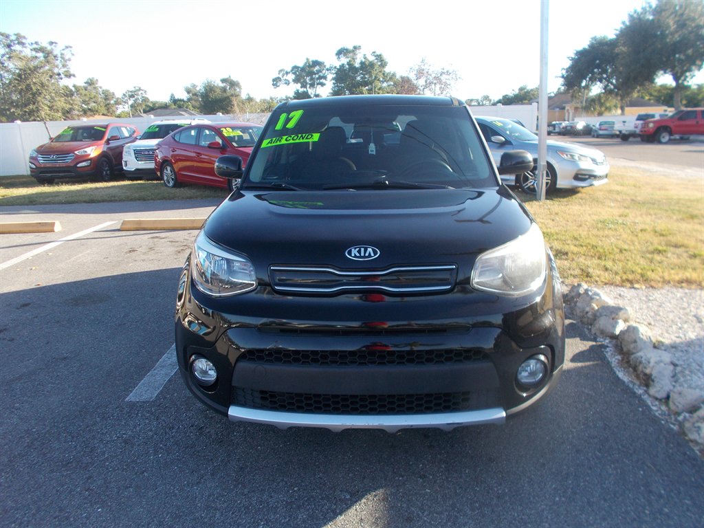 2017 Kia Soul +