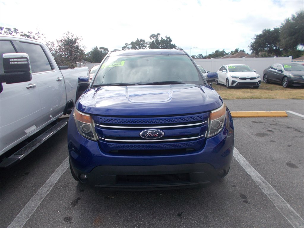2015 Ford Explorer Limited's photo