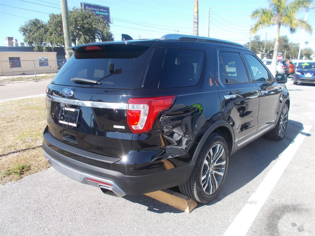 2016 Ford Explorer