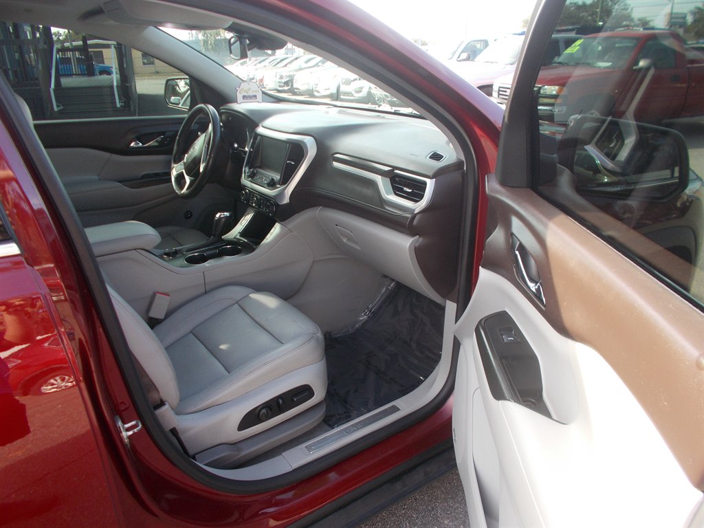 2017 GMC Acadia