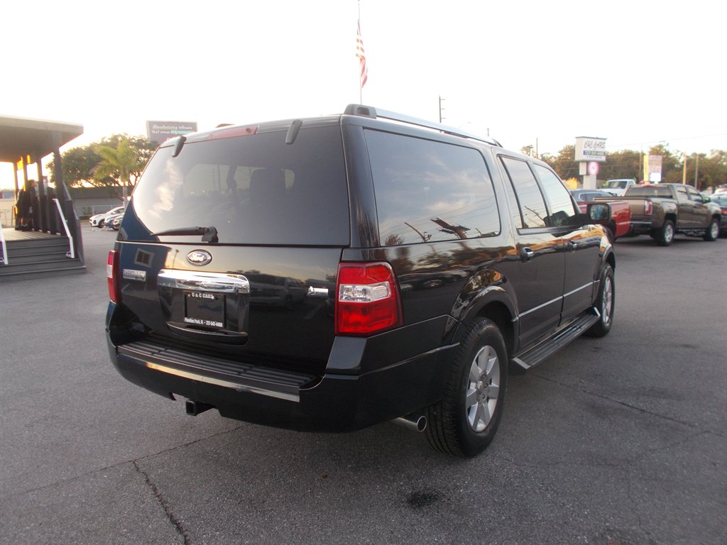 2010 Ford Expedition - $11,995