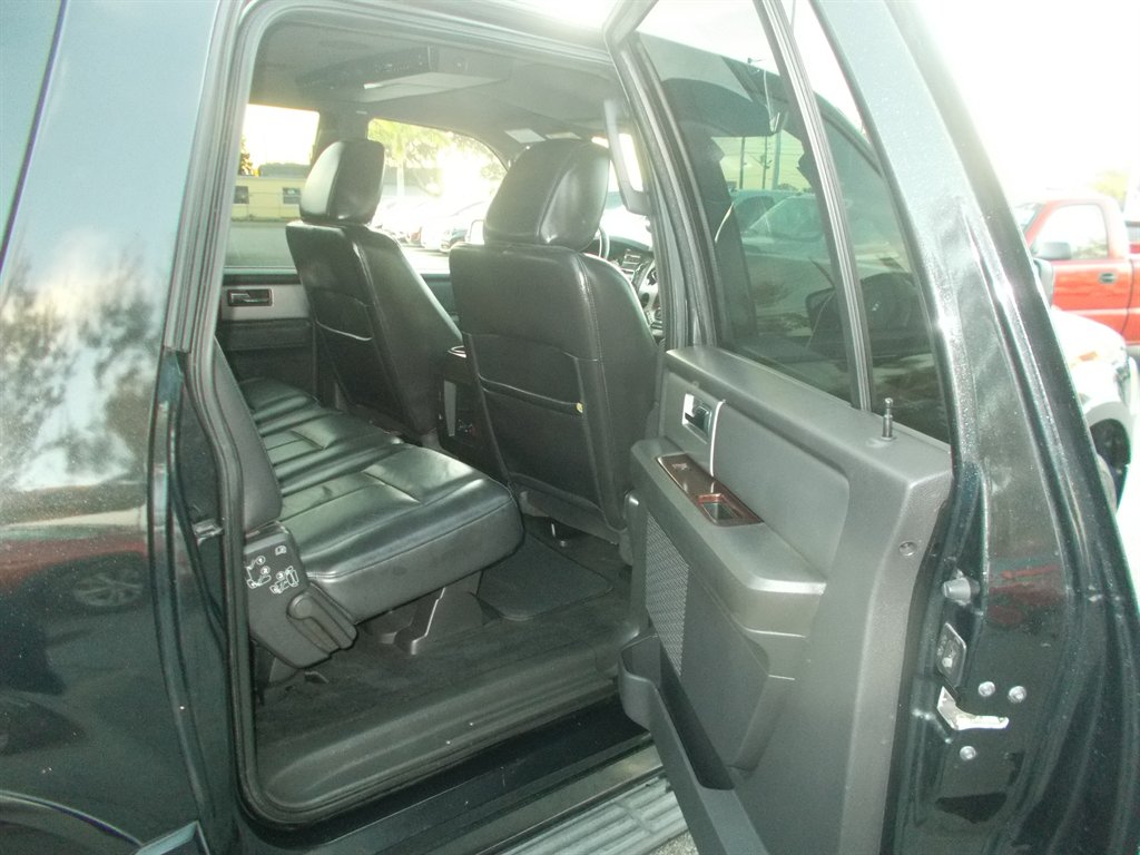 2010 Ford Expedition - $11,995