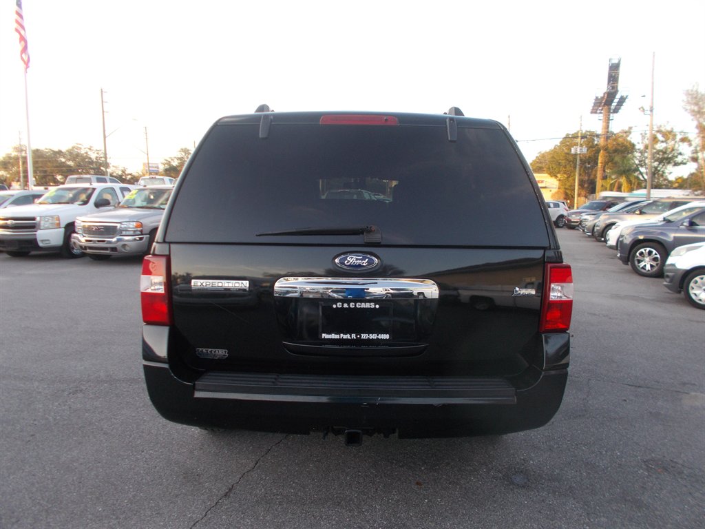 2010 Ford Expedition - $11,995