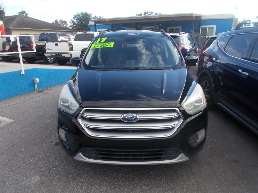 2017 Ford Escape SE's photo