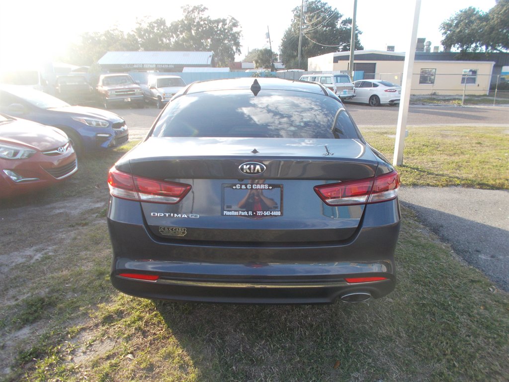 2016 Kia Optima - $11,995