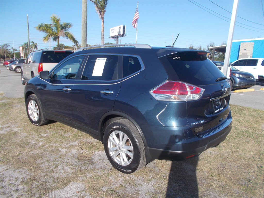 2015 Nissan Rogue - $11,995