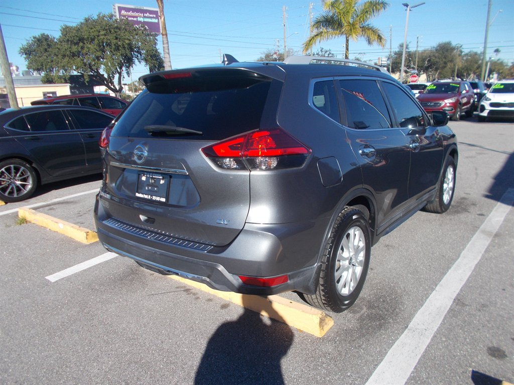 2017 Nissan Rogue - $11,995