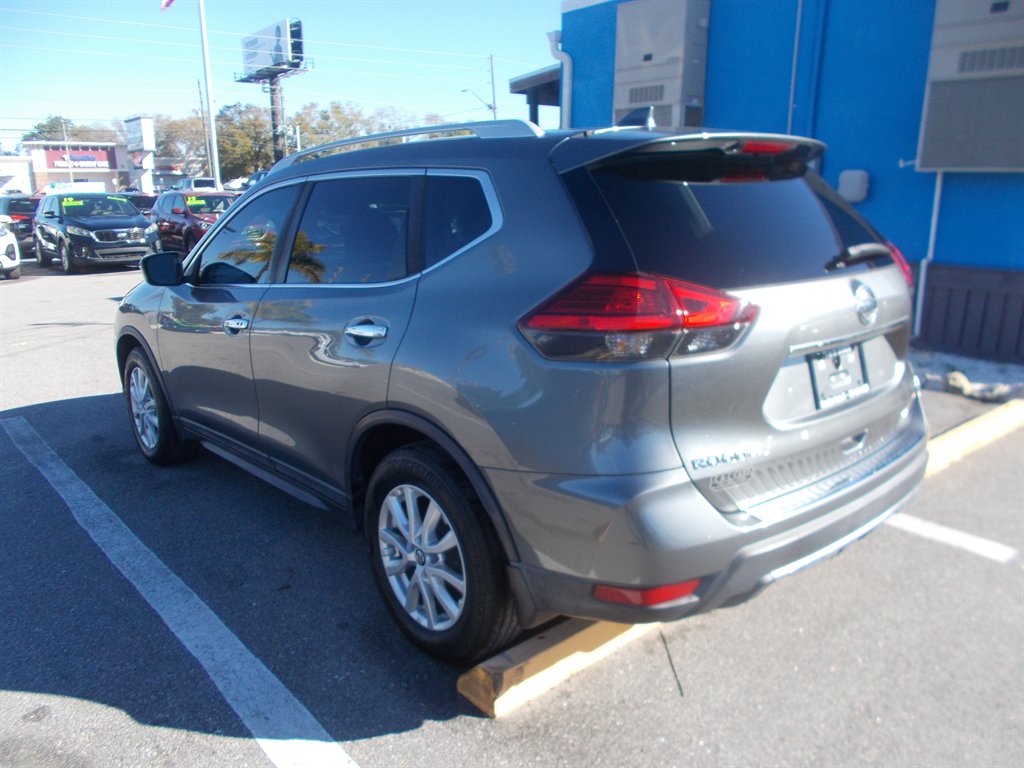 2017 Nissan Rogue - $11,995
