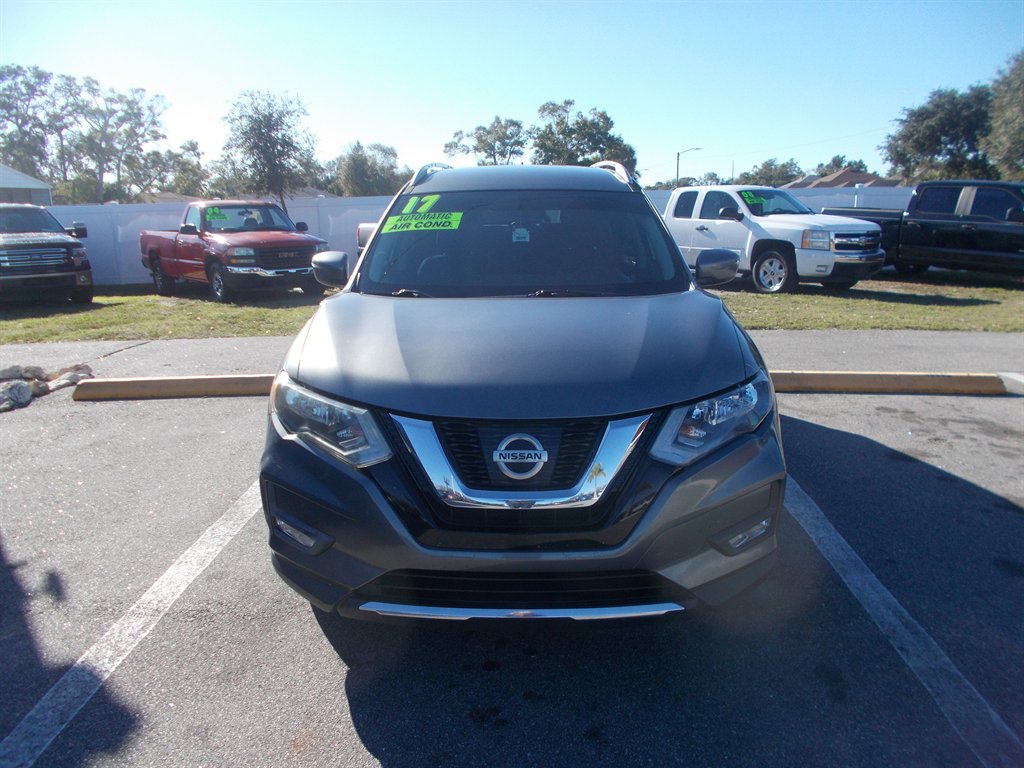 2017 Nissan Rogue SV