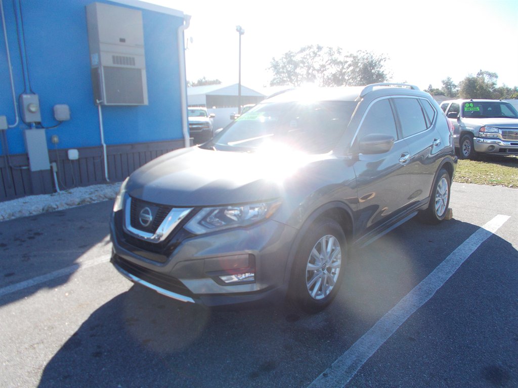 2017 Nissan Rogue - $11,995