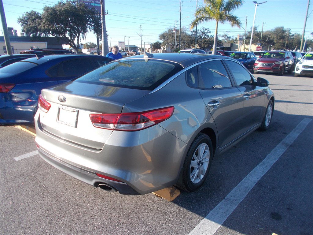 2017 Kia Optima