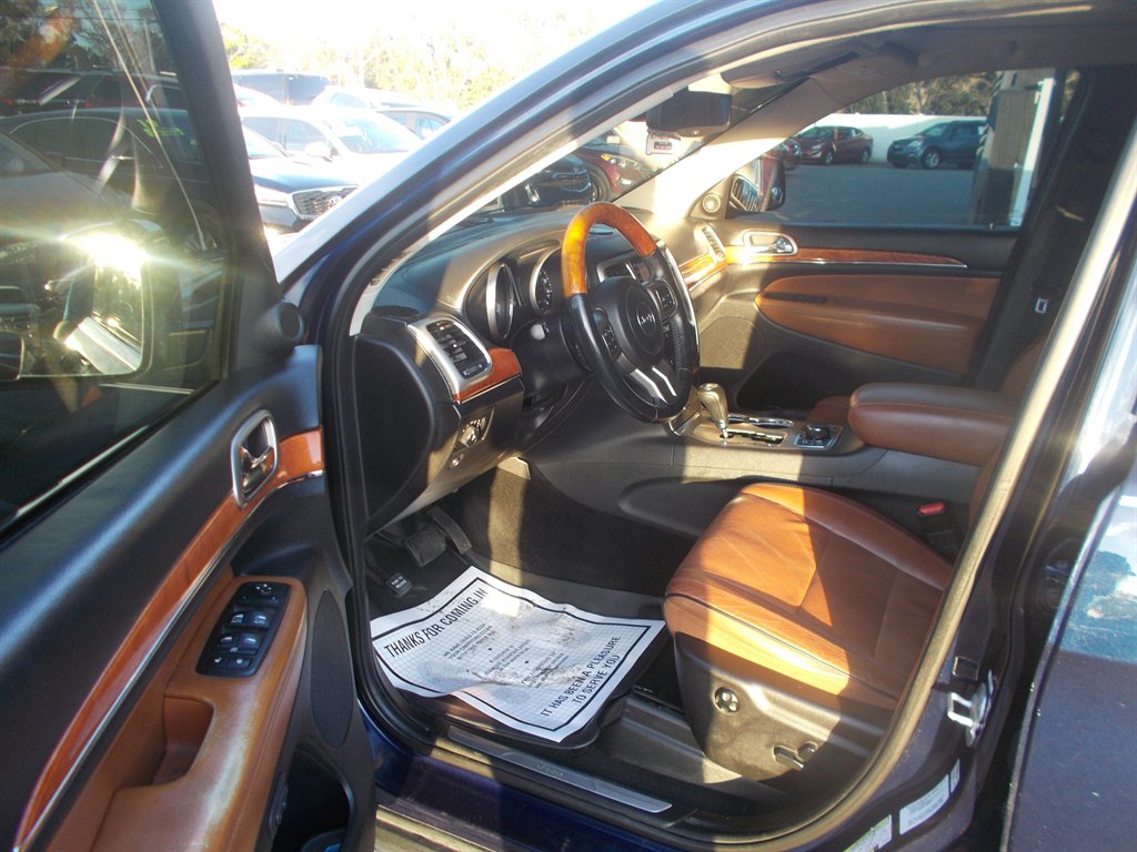 2013 Jeep Cherokee - $11,995