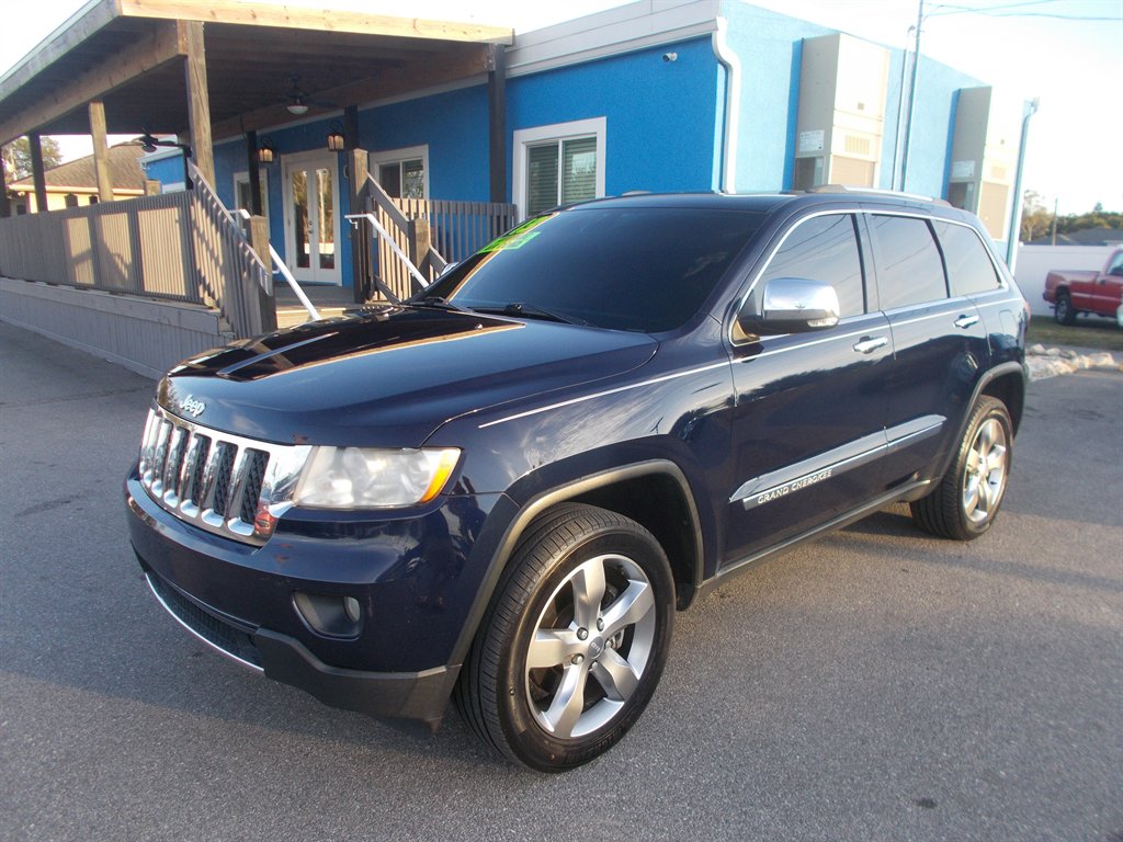 2013 Jeep Cherokee - $11,995