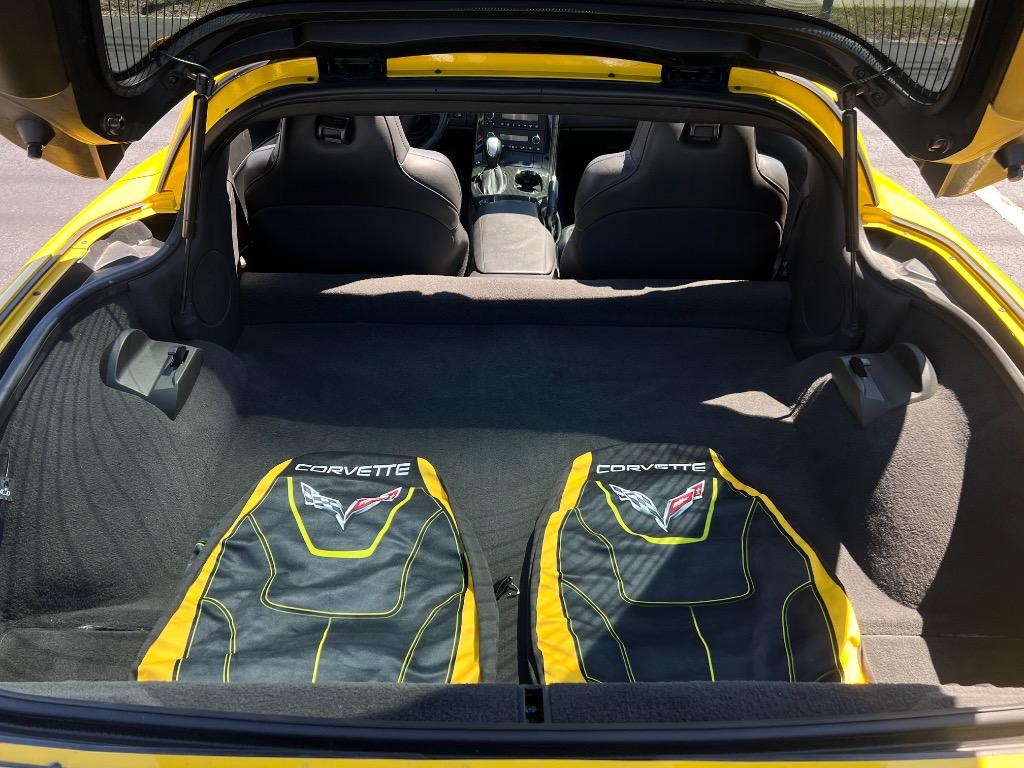 2012 Chevrolet Corvette photo