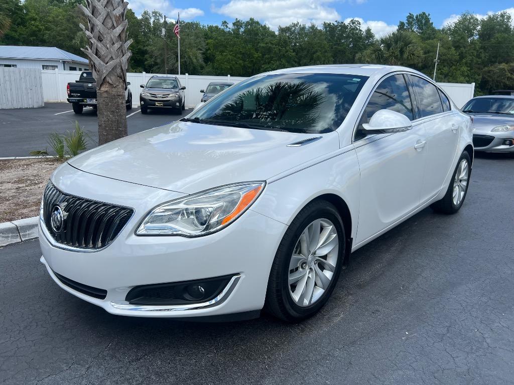 2016 Buick Regal   photo