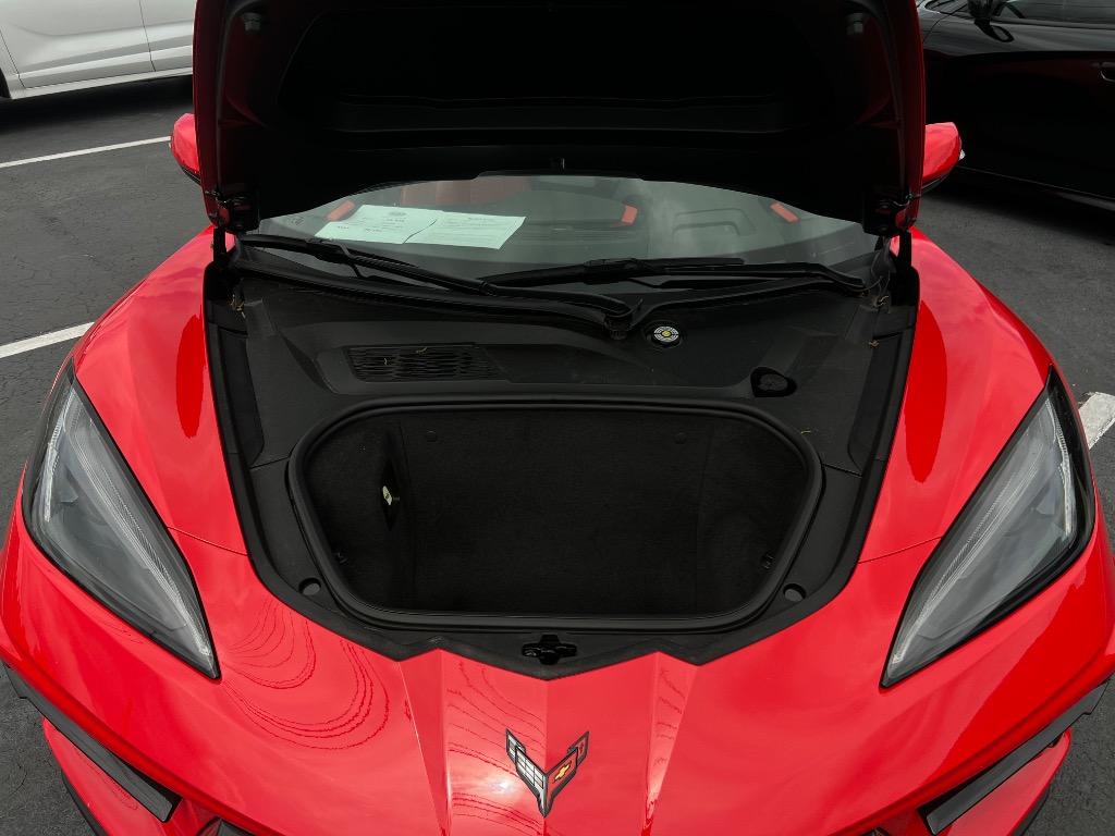 2020 Chevrolet Corvette 2LT photo