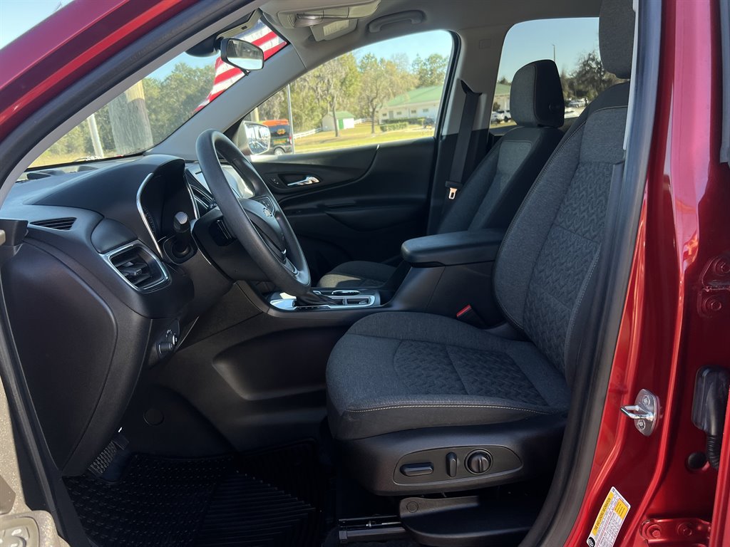 2022 Chevrolet Equinox - $19,985