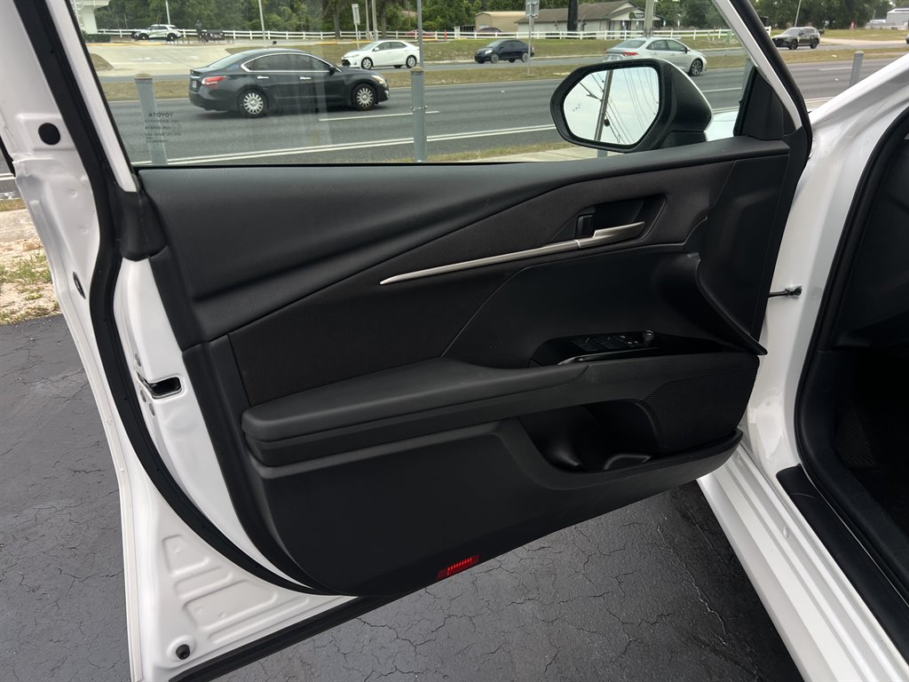 2025 Toyota Camry - $26,995