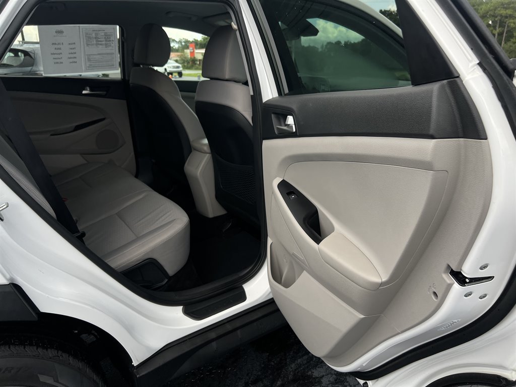 2019 Hyundai Tucson - $15,495