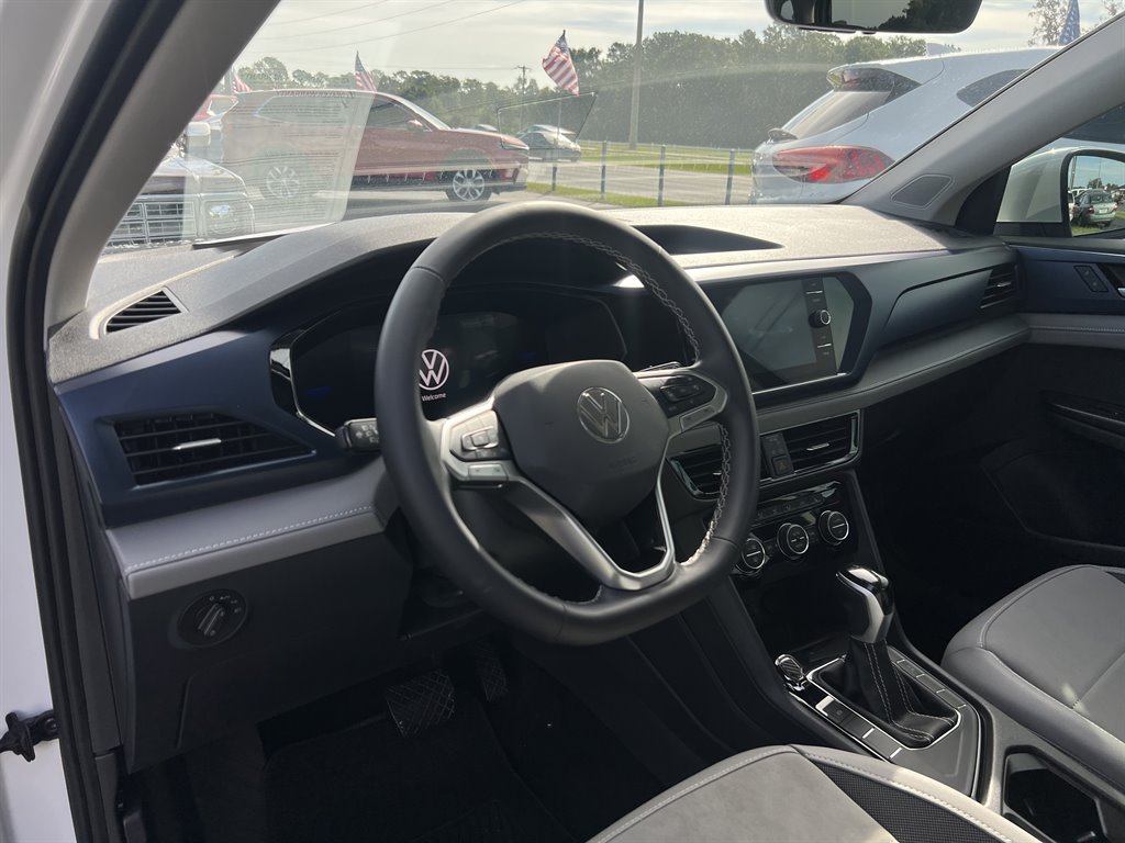 2024 Volkswagen Taos