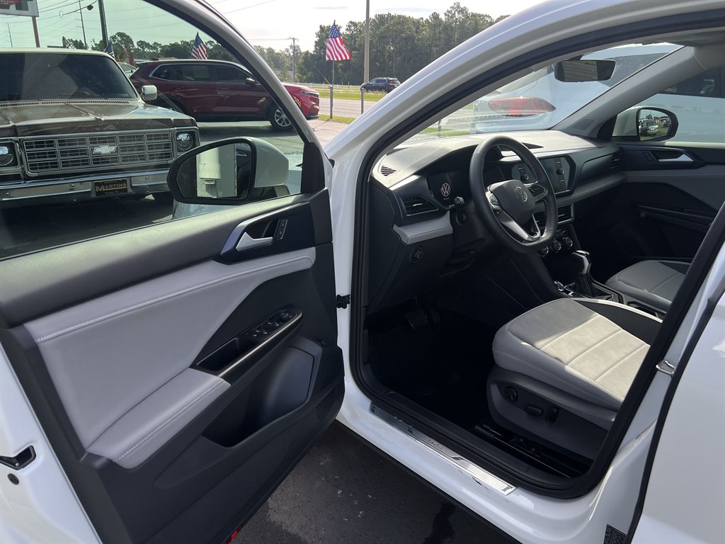 2024 Volkswagen Taos
