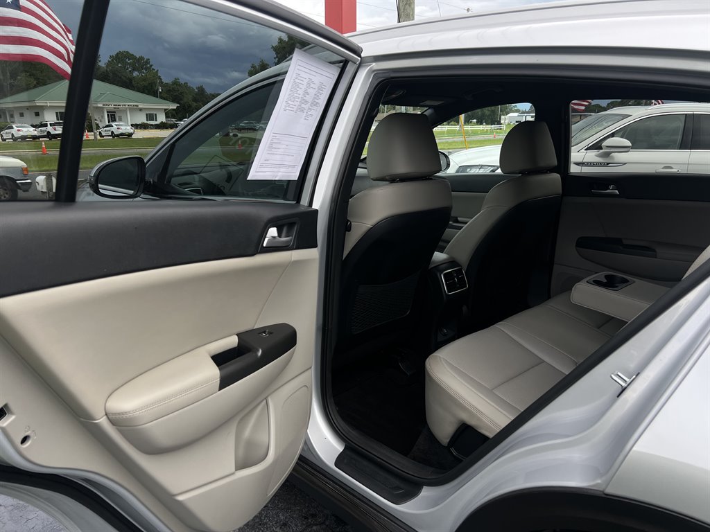 2020 Kia Sportage - $17,695