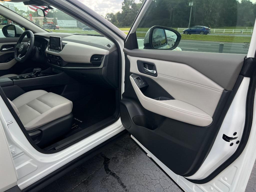 2023 Nissan Rogue - $24,595