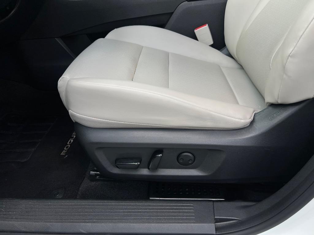 2023 Nissan Rogue - $24,595