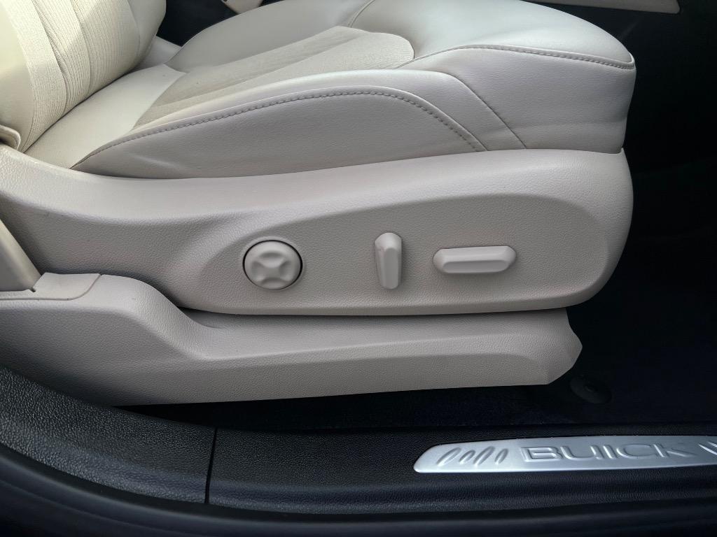 2020 Buick Envision