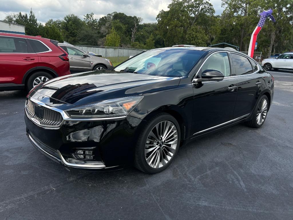 2018 Kia Cadenza - $19,995