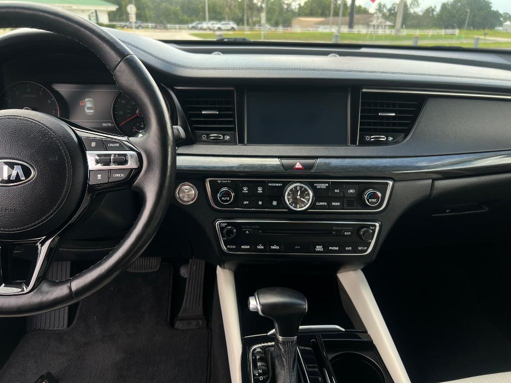 2018 Kia Cadenza - $19,995